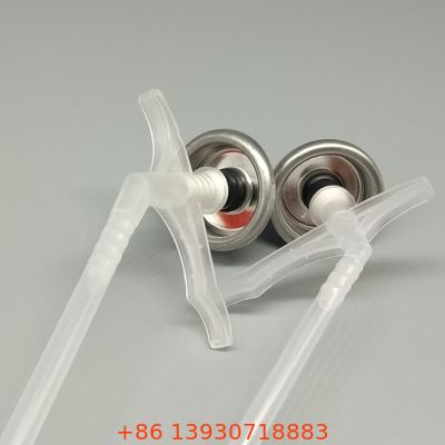 Válvula de pulverización de espuma de PU duradera y de alto flujo para instaladores profesionales de aislamiento con diseño anti-obstrucción y agarre ergonómico.