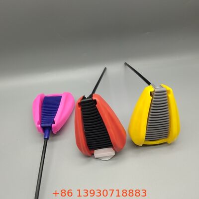 Capo de pulverización de dos vías para recipientes de limpieza doméstica con agarre ergonómico