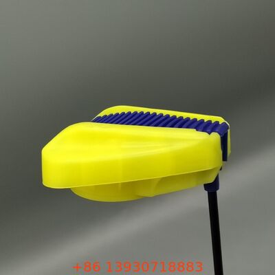 Capuchón plegable con tubo de extensión ideal para el mantenimiento industrial