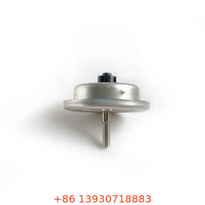 Instalación de válvula de carcasa de recarga de gas del encendedor de butano universal ergonómico invertido