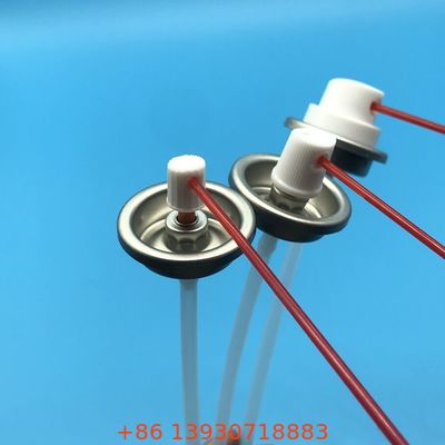Válvula de aerosol para aerosoles limpiadores de carburadores automotrices y productos químicos de limpieza de motores