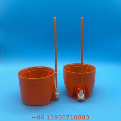 El tubo de extensión versátil para los aerosoles de insecticidas - alcanza más lejos con precisión