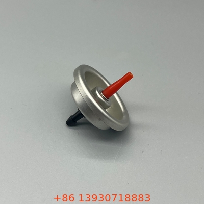Válvula de encendido de aerosoles duradera para recargas de butano.