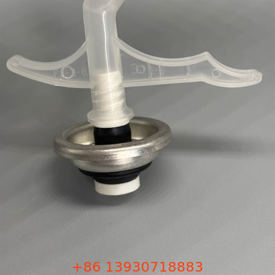 Válvula de espuma de PU ligera con tallo corto para jardinería con flujo ajustable