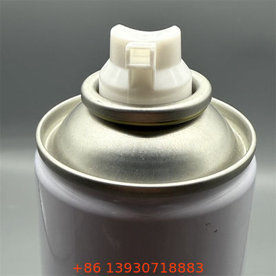 Válvula de limpiador de espuma compacta para productos de cuidado personal con una suave dispersión de espuma