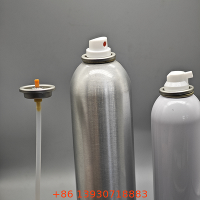 Válvula para espuma de afeitar para pieles sensibles con dispensación suave y materiales hipoalergénicos