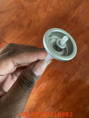 Válvula y actuador de aerosol de nieve de 4 orificios a prueba de fugas Boquilla de efecto invernal de alta resistencia para pulverización decorativa