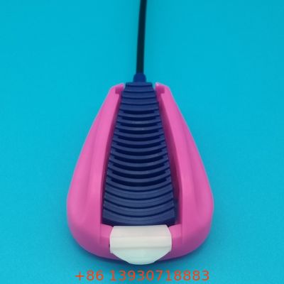 Capuchón de disparo doble plegable para envases cosméticos y domésticos