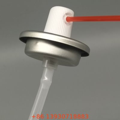 Válvula de limpieza del carburador para fórmulas de limpieza de motores basadas en disolventes