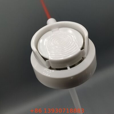 Válvula lubricante en aerosol WD-40 para latas de spray de mantenimiento y aceite penetrante