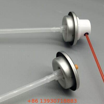 Válvula lubricante en aerosol WD-40 para latas de spray de mantenimiento y aceite penetrante