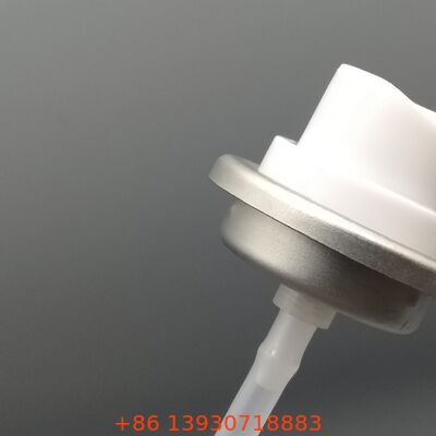 Válvula de aerosol especializada para la limpieza profunda de carburadores, motores pequeños y componentes del sistema de combustible