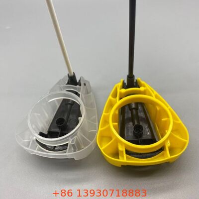 Actuador de gatillo plegable para latas de aerosol diseñado para limpiadores multiuso